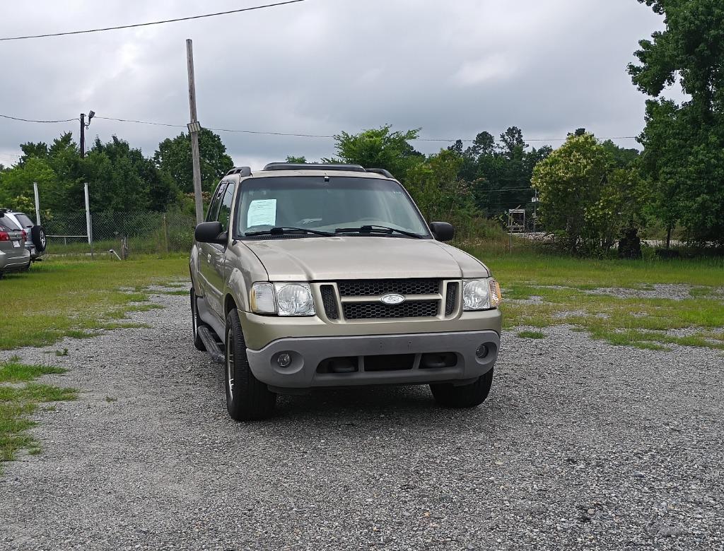 2001 Ford Explorer Sport Trac Base's photo
